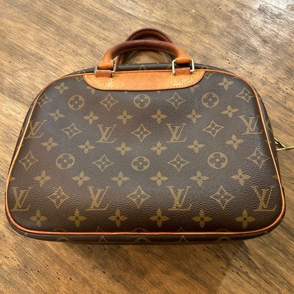 Vintage Louis Vuitton Trouville Leather Handbag Monogram LV Patina 2004 - Picture 3 of 17
